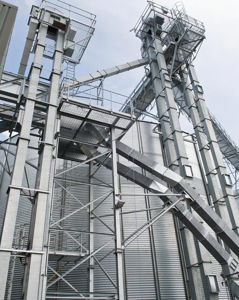 Зерносховище Perry та елеваторне обладнання