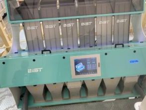 Фотосепаратор IST на 6 лотків для сортування зерна