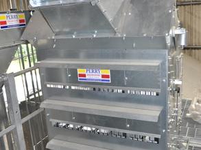 Perry twin aspirator pre-cleaner