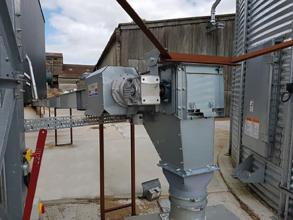 Perry chain and flight drive end