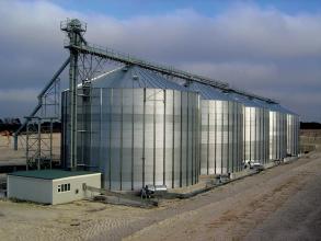 Perry elevators at commercial grain store