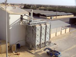 Perry flaking mill tempering bins