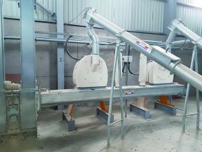 Perry hammer mill