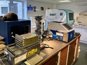 Perry sample analysis station