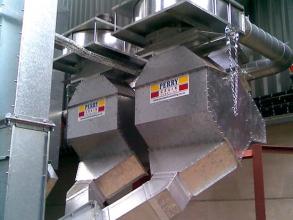 Perry twin aspirator pre-cleaner