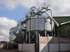 Perry wet bin